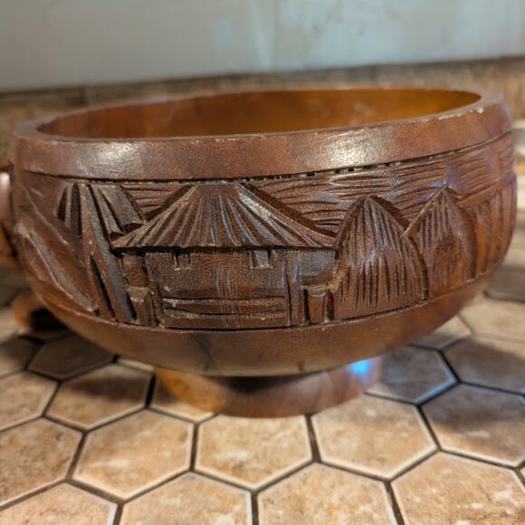 Vintage Carved Wood Punch Bowl & 5 Cups *NOT WATERTIGHT* - Picture 9 of 13